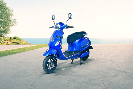 zelio-eeva-electric-scooter-with-120-km-range-low-budget